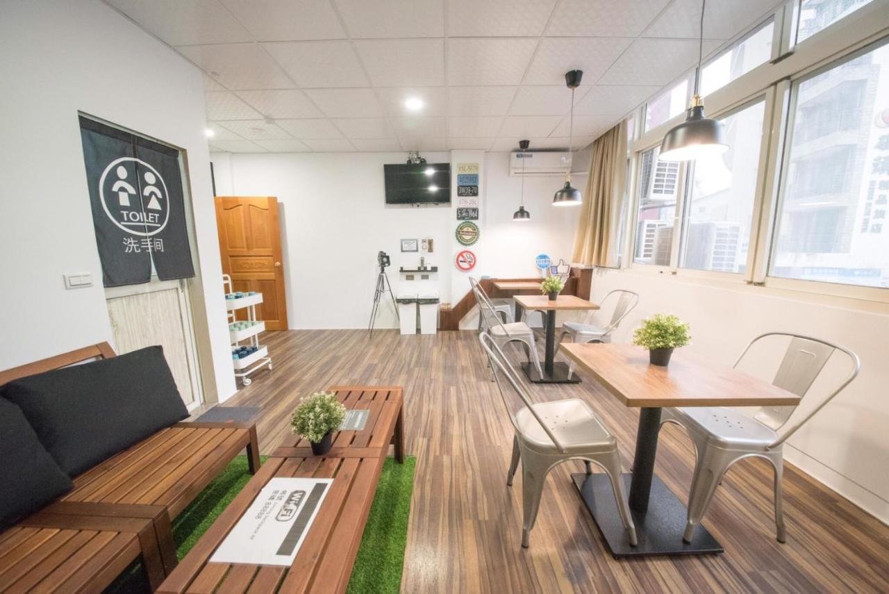 Deer Traveler Hostel Yuchi Exterior photo